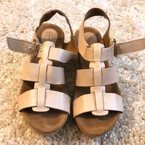 Clarks Blush Leather Wedge Sandal 7